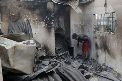 SHANTYTOWN FIRE
