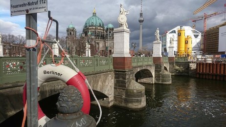 Image 324105038