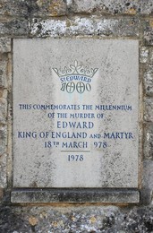 Image 325636497