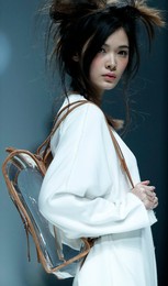 Image 327097930