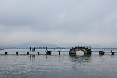 Image 330890049