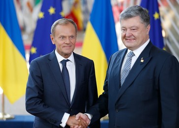 Tusk Poroshenko