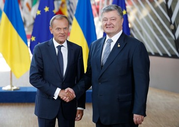 Tusk Poroshenko