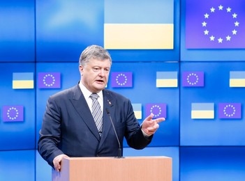 Tusk Poroshenko