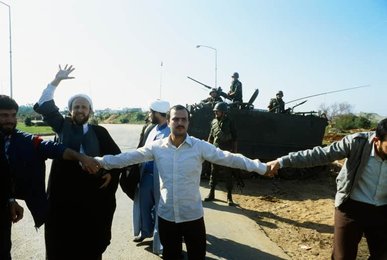 Pro-Iranian demonstration in Beirut, Lebanon / Photo 1983