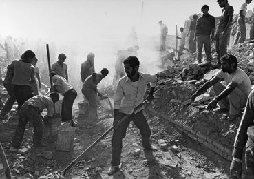 The Iranian city Dezful / photo 1980 destroyed during the Iran-Iraq war