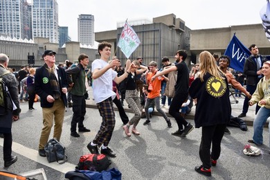 Image 426427427