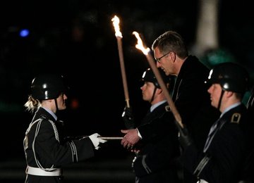 Image 437599023