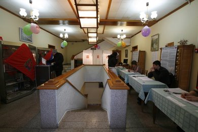 Image 437780843