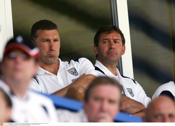 Image 440930930