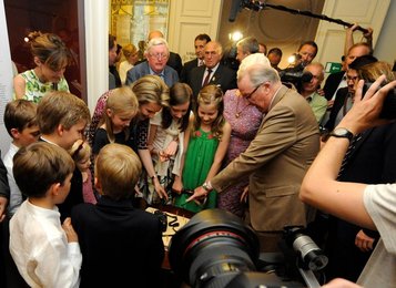 Image 442041338