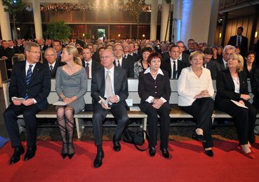 Image 444652273