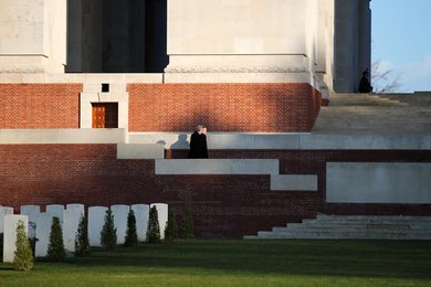 Image 452945016