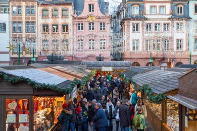 Christmas Market, Mainz, Rhineland-Palatinate, Germany
