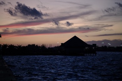 Image 471425399