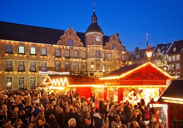 Dusseldorf – Christmas market at the market square, 2015