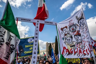 Right Rally 'Orgoglio Italiano', Rome, Italy - 19 Oct 2019