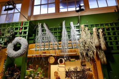 Oxfords famous Covered Market decorated for Christmas
