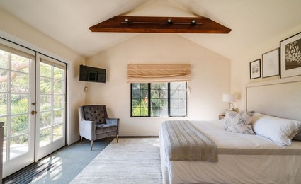 Euphoria's Sydney Sweeney buys Home in LA