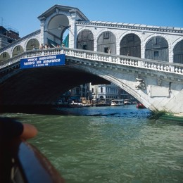 Image 697955032