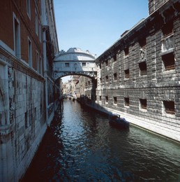 Image 698045435