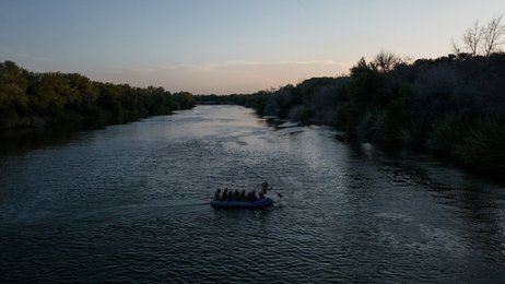 Image 698938068