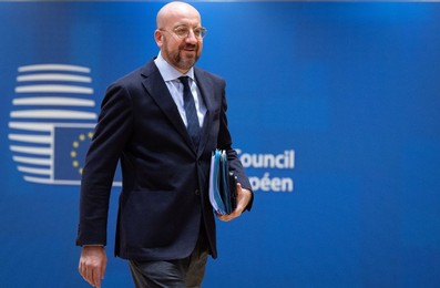 EUROPEAN COUNCIL SUMMIT MEETING