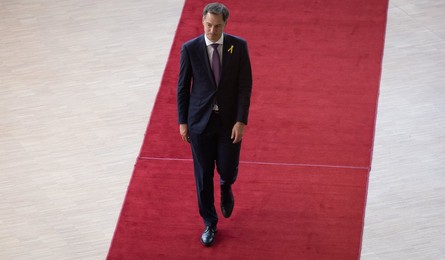 EUROPEAN COUNCIL SUMMIT MEETING