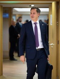 EUROPEAN COUNCIL SUMMIT MEETING