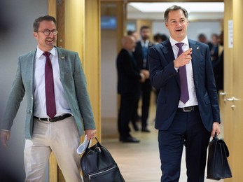 EUROPEAN COUNCIL SUMMIT MEETING