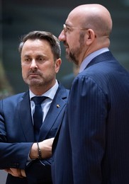 EUROPEAN COUNCIL SUMMIT MEETING