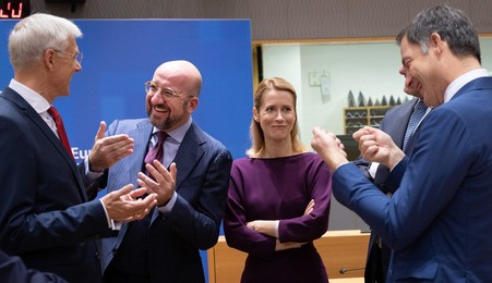 EUROPEAN COUNCIL SUMMIT MEETING