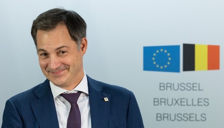 EUROPEAN COUNCIL SUMMIT MEETING