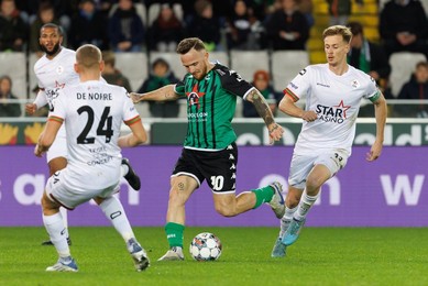 SOCCER JPL D16 CERCLE BRUGGE VS OHL