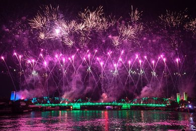 Image 737021437