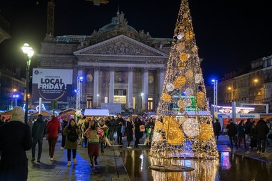BRUSSELS CHRISTMAS MARKET ILLUSTRATIONS
