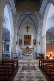 Church. san Lorenzo. interior. vertical. manarola. cinque Terre. ligury. italy. Italyn. ligurian. ligurian Alps. ligurian Sea. liguria. mediterranean. mediterranean Sea. tourist Destination. tourist Attraction. touristic. traveling. travel. travel Destina