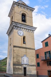 Piazza Duomo. square. civic. tower. vertical. manarola. cinque Terre. ligury. italy. Italyn. ligurian Alps. ligurian. ligurian Sea. liguria. mediterranean. mediterranean Sea. tourist Destination. tourist Attraction. touristic. traveling. travel. travel De