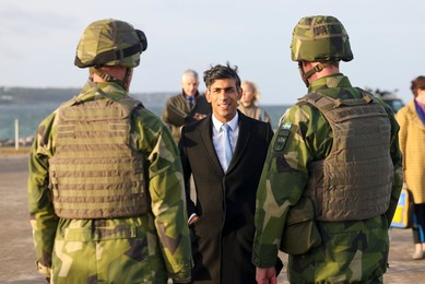 The Prime Minister on HMS Diamond
