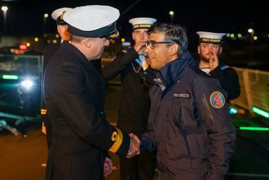 The Prime Minister Boards HMS Diamond