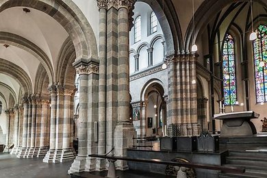 Image 822980955