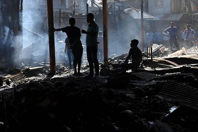 Fire at the Battala market.