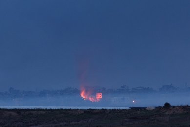 Image 827601469