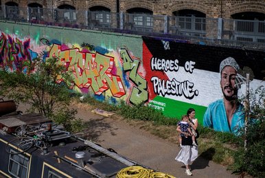 Image 897651647