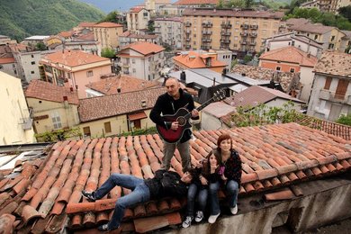 Mango with his family