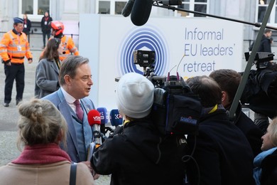 EUROPEAN COUNCIL SUMMIT MEETING