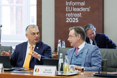 EUROPEAN COUNCIL SUMMIT MEETING