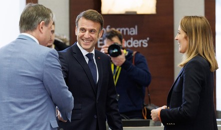 EUROPEAN COUNCIL SUMMIT MEETING