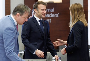 EUROPEAN COUNCIL SUMMIT MEETING