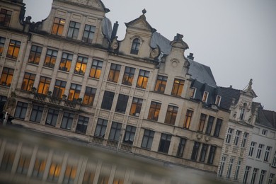 Image 961880538